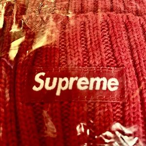 Brand new still in the package red Supreme beanie. 89$